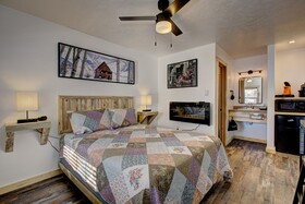Alpine Lodge and RV Motel