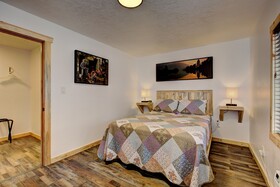 Alpine Lodge and RV Motel
