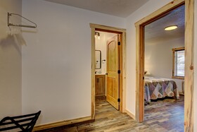 Alpine Lodge and RV Motel