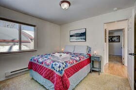 Cascade Lake Inn