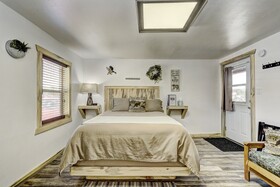 Cascade Lake Inn
