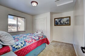 Cascade Lake Inn