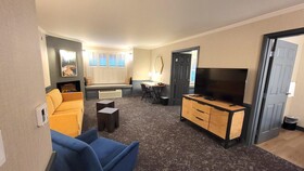 Hotel NoBo Cascade, Tapestry Collection by Hilton