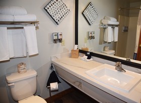 Wood River Inn