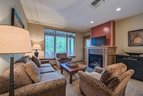 Silver Mountain Resort Lodging - Morning Star Lodge