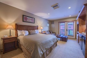 Silver Mountain Resort Lodging - Morning Star Lodge