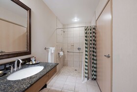 Best Western Plus Kentwood Lodge