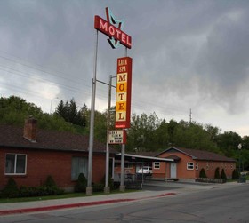Lava Spa Motel & RV Park