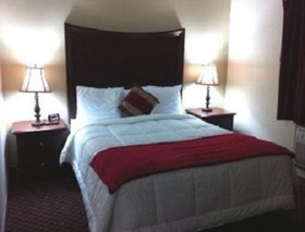 Super 8 by Wyndham Lewiston