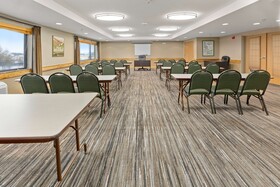 Best Western Plus McCall Lodge & Suites