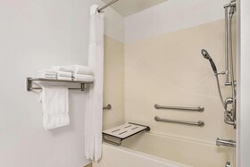 Country Inn & Suites by Radisson, Boise West, ID
