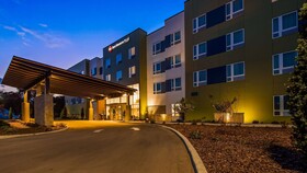 Best Western Plus Peppertree Nampa Civic Center Inn