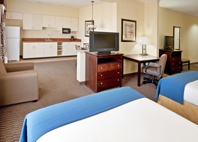 Holiday Inn Express Nampa