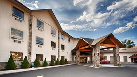 Best Western Lodge at River's Edge