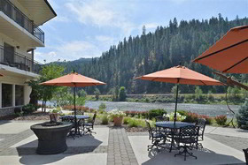 Best Western Lodge at River's Edge