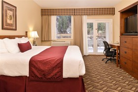 Best Western Lodge at River's Edge
