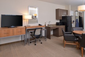 Holiday Inn Express & Suites Pocatello