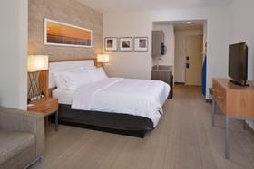 Holiday Inn Express & Suites Pocatello