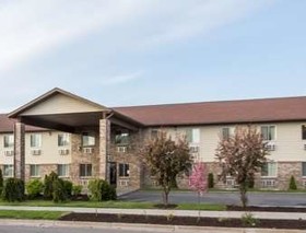 Super 8 by Wyndham Rexburg