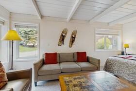 Atelier Condominiums