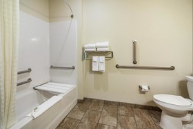 Cobblestone Hotel & Suites