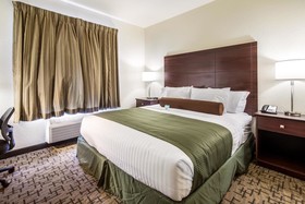 Cobblestone Hotel & Suites