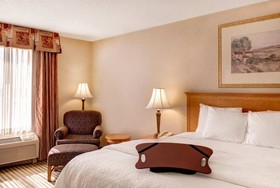 Hampton Inn & Suites Addison