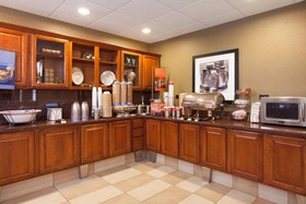 Hampton Inn & Suites Addison