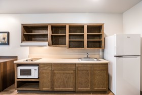 WoodSpring Suites Chicago Addison