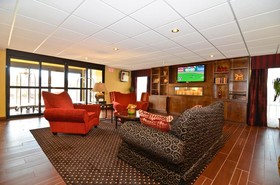 Best Western Plus Parkway Hotel