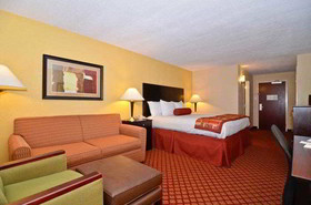 Best Western Plus Parkway Hotel
