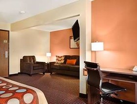 Super 8 by Wyndham Alton