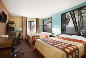 Super 8 by Wyndham Alton