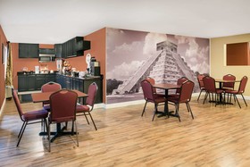 Hotel 7 Inn