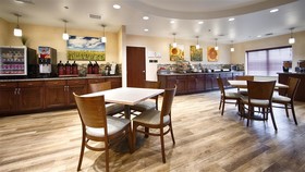 Best Western Plus Green Mill Village Hotel & Suites