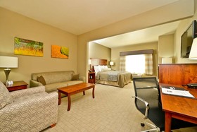 Best Western Plus Green Mill Village Hotel & Suites