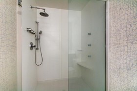 Holiday Inn Express & Suites Aurora - Naperville