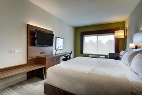 Holiday Inn Express & Suites Aurora - Naperville