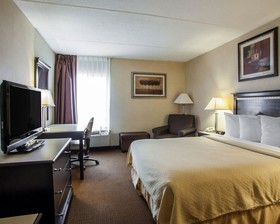 Quality Inn Aurora