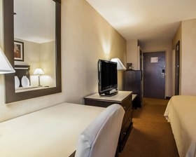 Quality Inn Aurora