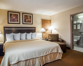Quality Inn Aurora