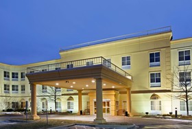 La Quinta Inn & Suites by Wyndham Bannockburn-Deerfield