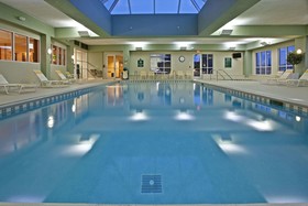 La Quinta Inn & Suites by Wyndham Bannockburn-Deerfield
