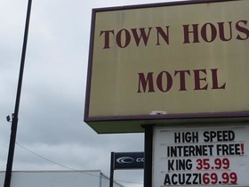Town House Motel