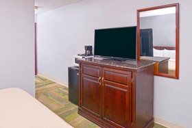 Country Garden & Suites