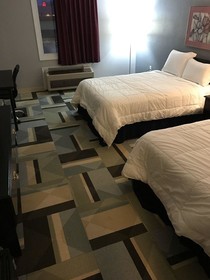 Country Garden & Suites