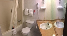 Country Garden & Suites