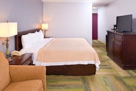 Country Garden & Suites