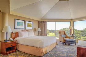 Indian Lakes Hotel