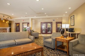 Comfort Suites Bloomington I-55 And I-74